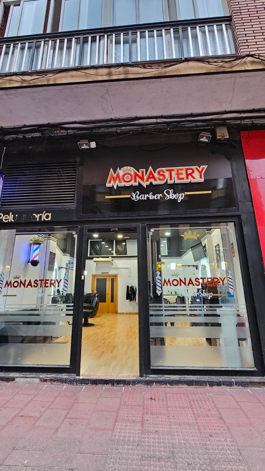 Fachada Monastery Barber Shop San Quirce